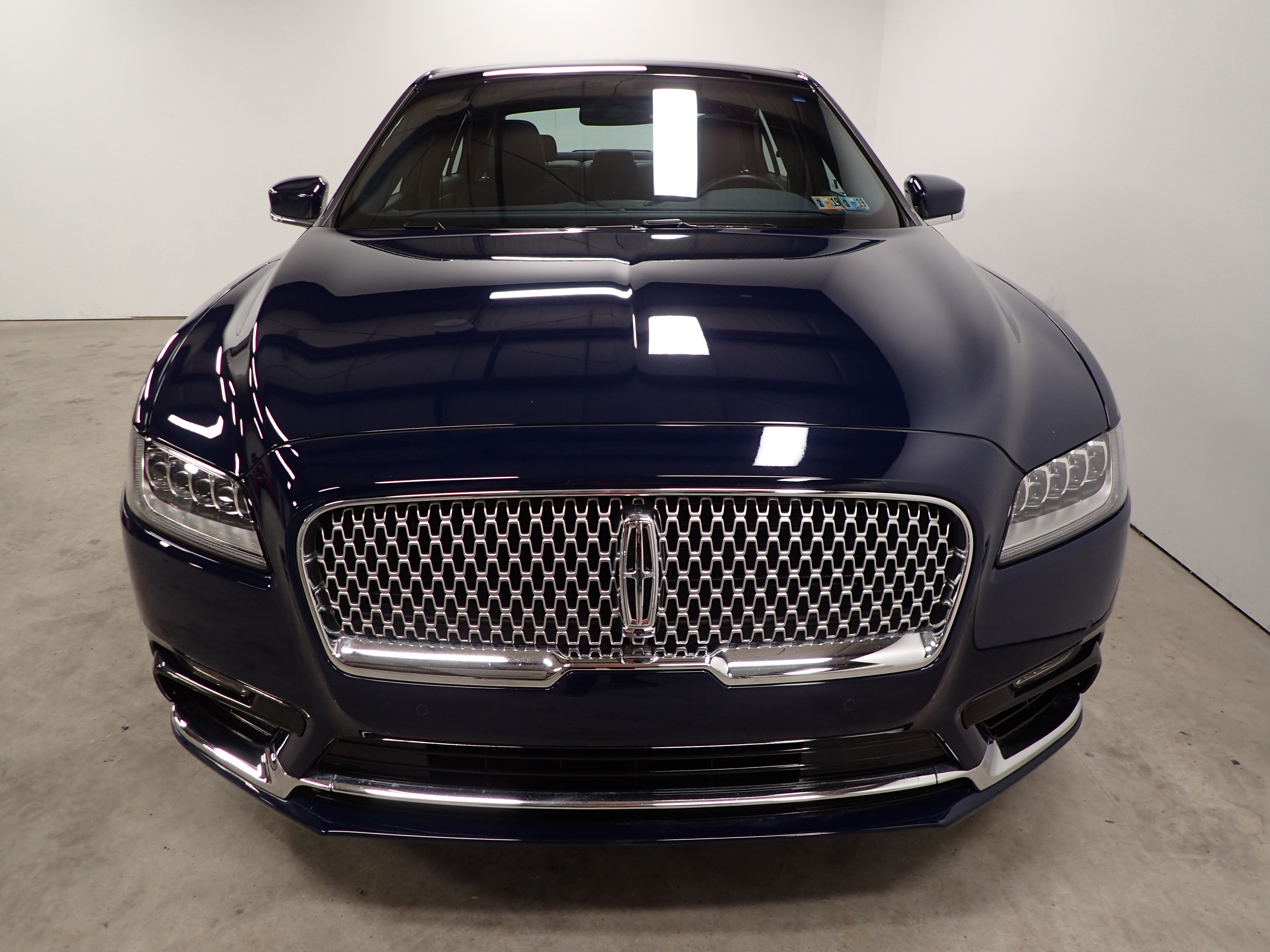 Pre-Owned 2017 Lincoln Continental Black Label 4dr Car in Manheim