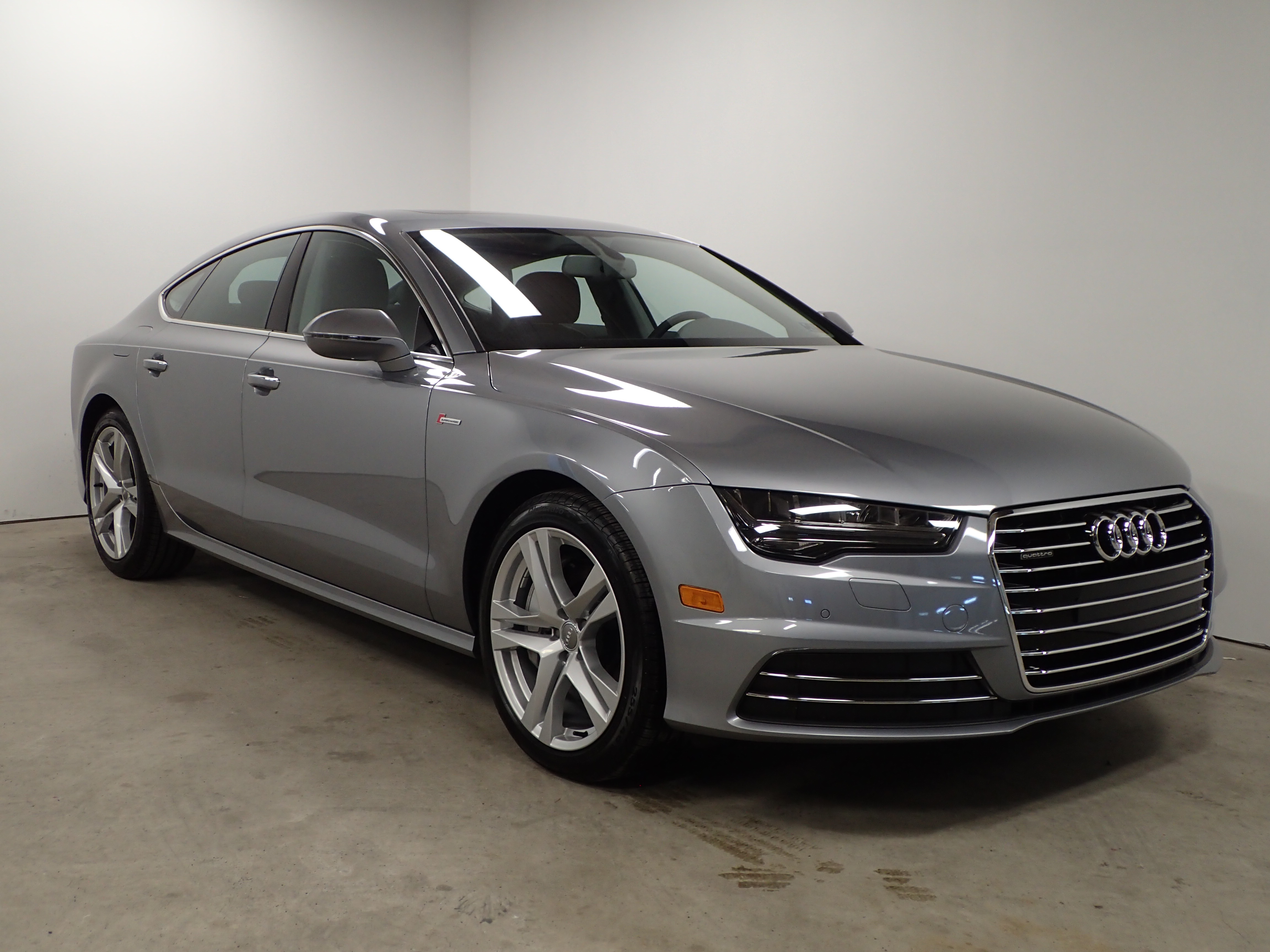 pre-owned-2018-audi-a7-premium-plus-hatchback-in-manheim-089092