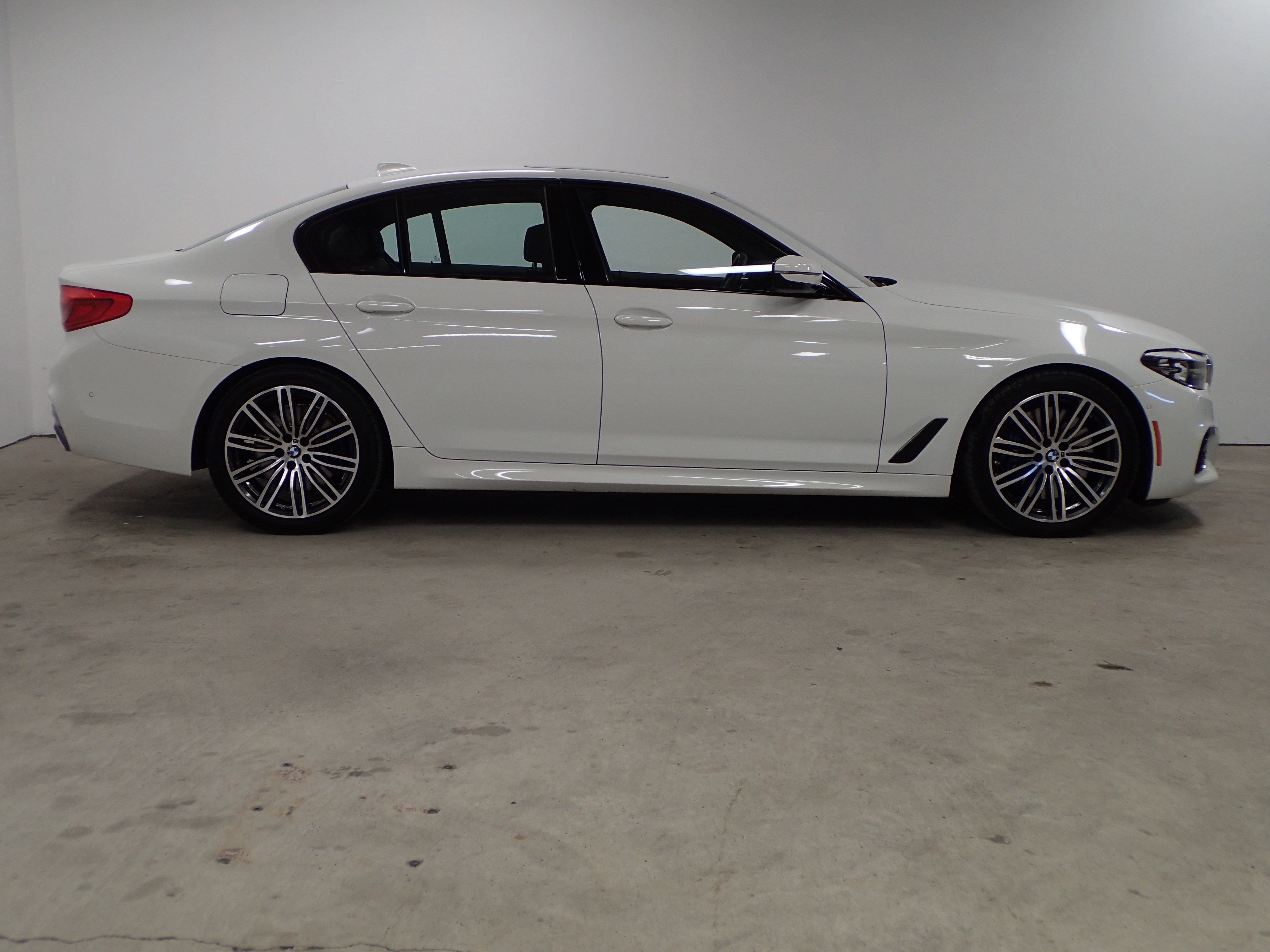 PreOwned 2019 BMW 5 Series 540i xDrive M Sport 4dr Car in