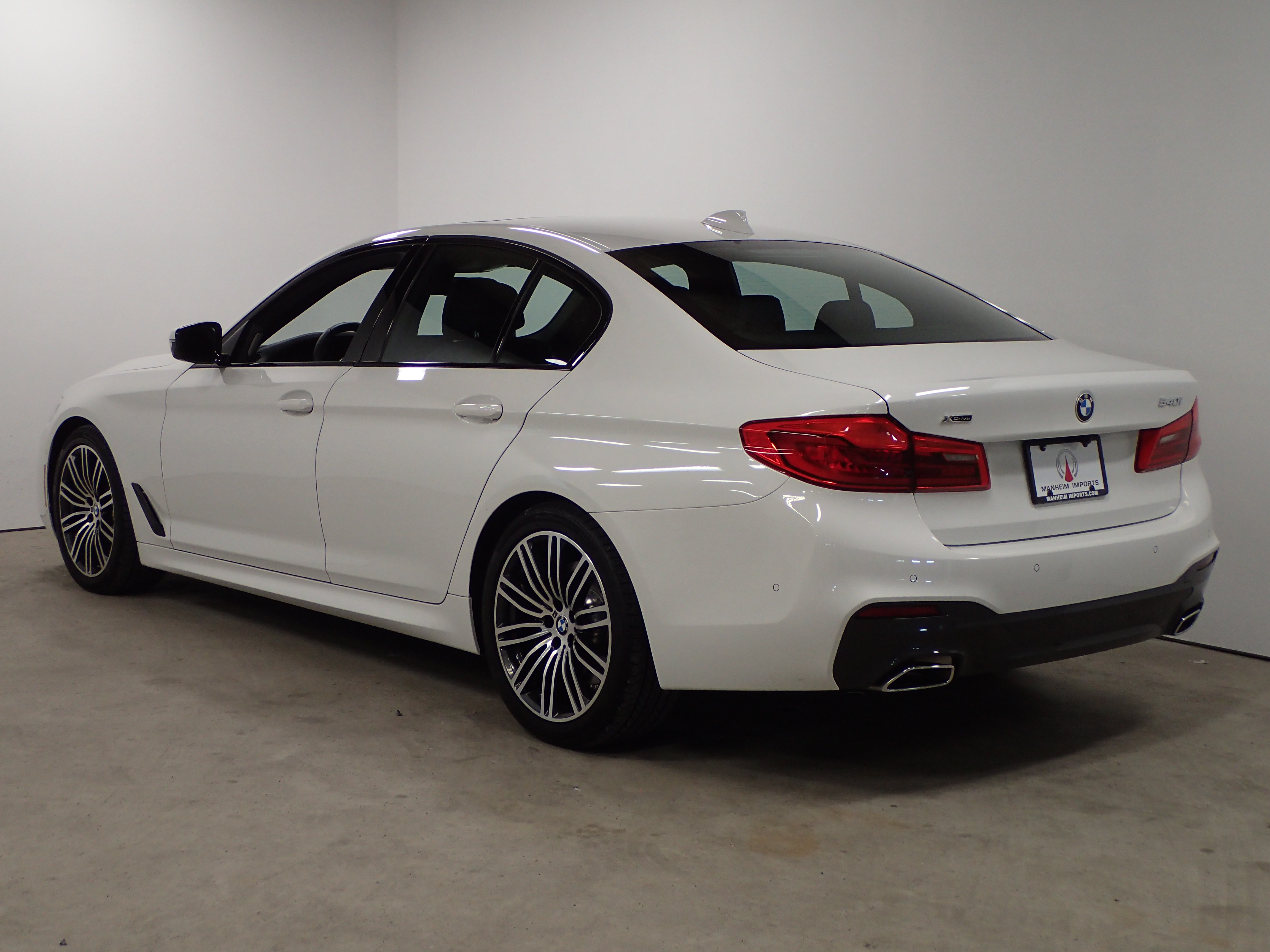 PreOwned 2019 BMW 5 Series 540i xDrive M Sport 4dr Car in